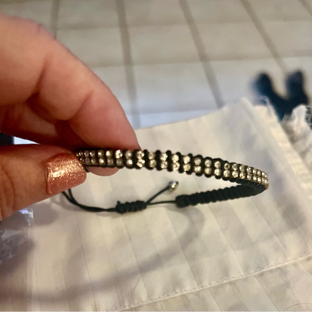 Jewelry - Picture 6 of 7